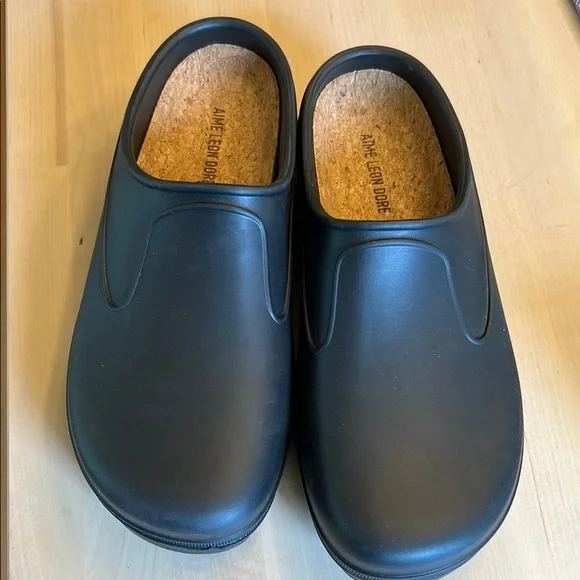 Aime Leon Dore | Shoes | Aime Leon Dore Black Clogs Mens  display picture 1